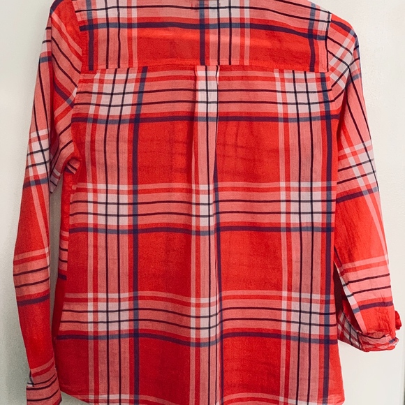Old Navy Lightweight Button Down - Picture 2 of 4